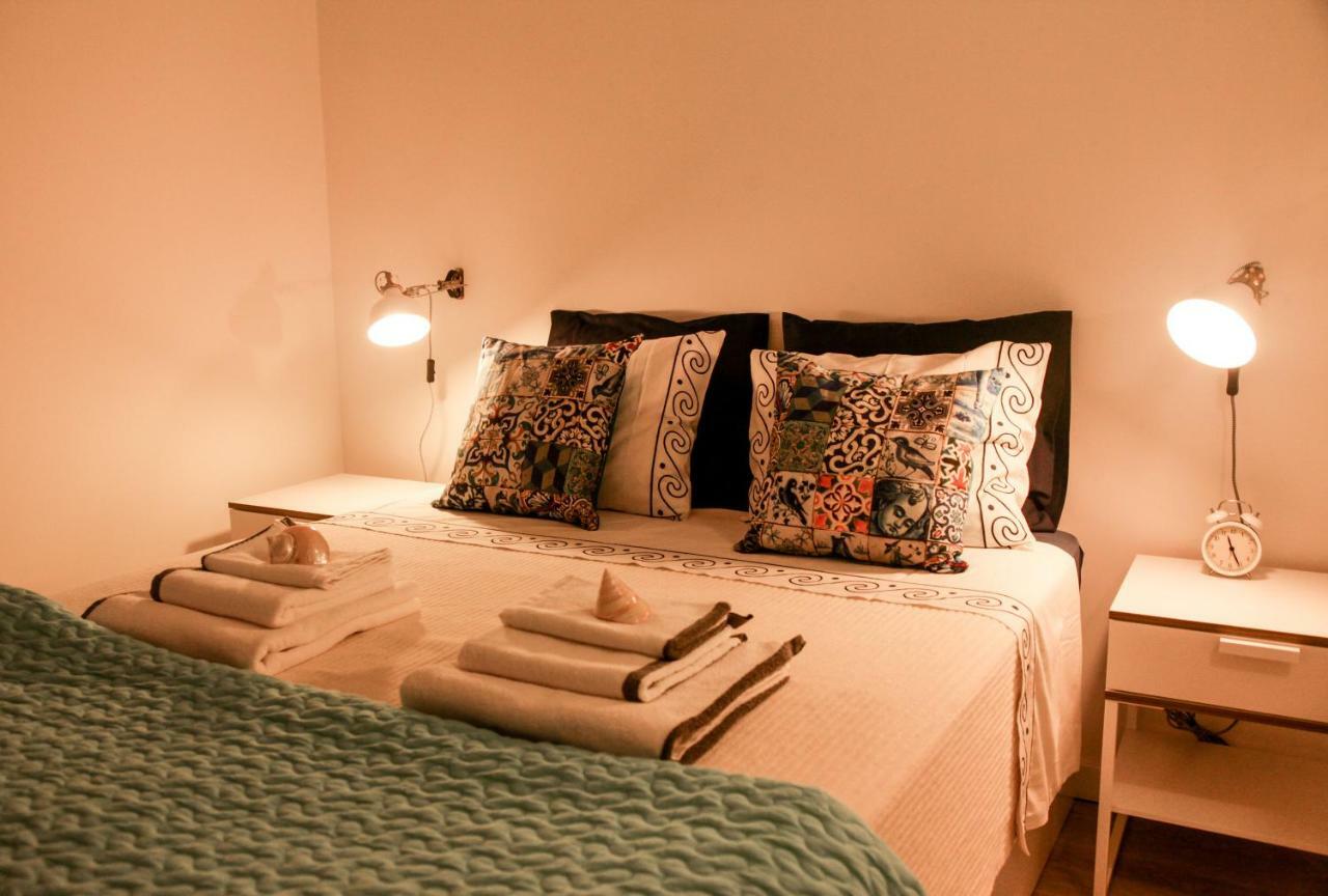 Villa Marques Near Tejo River Cruz Quebrada Экстерьер фото
